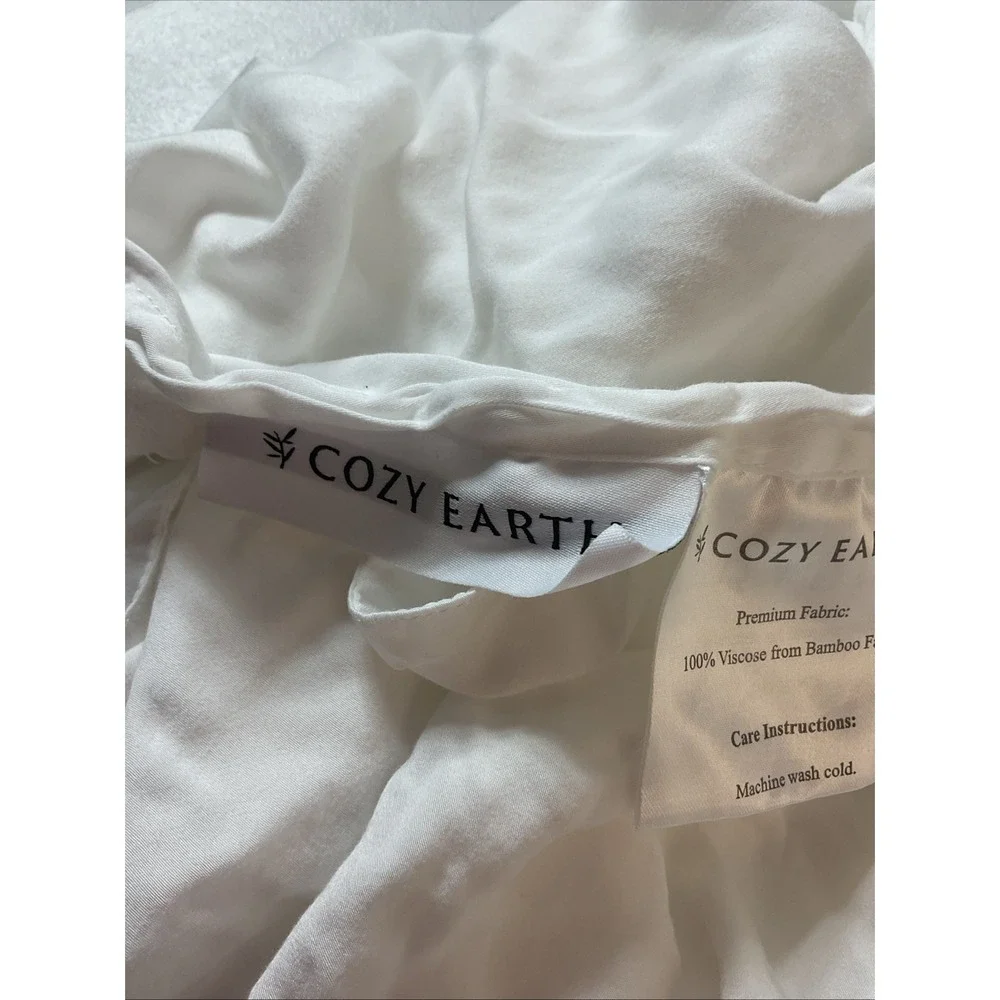 Cozy Earth King Size Flat Sheet only WHITE 100% Viscose From Bamboo Preowned
